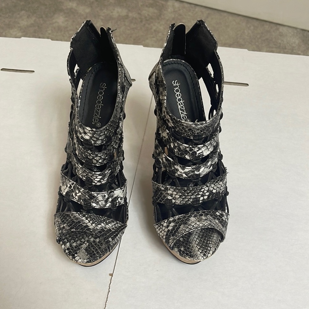 Shoedazzle heels